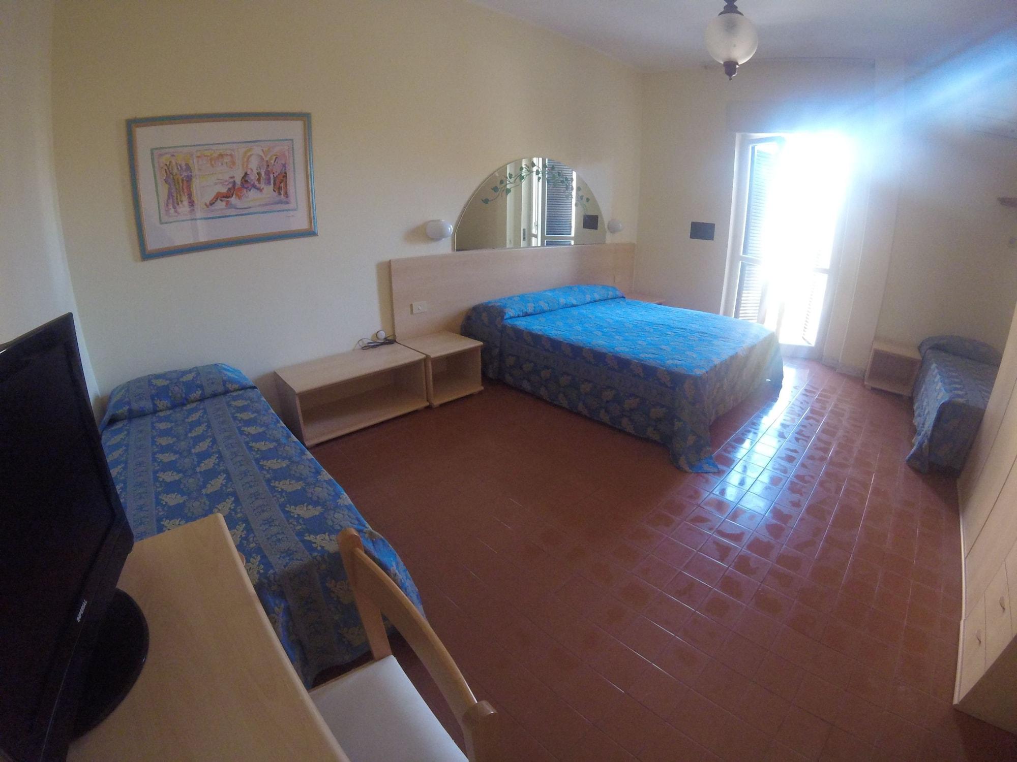 Hotel Riviera 4*